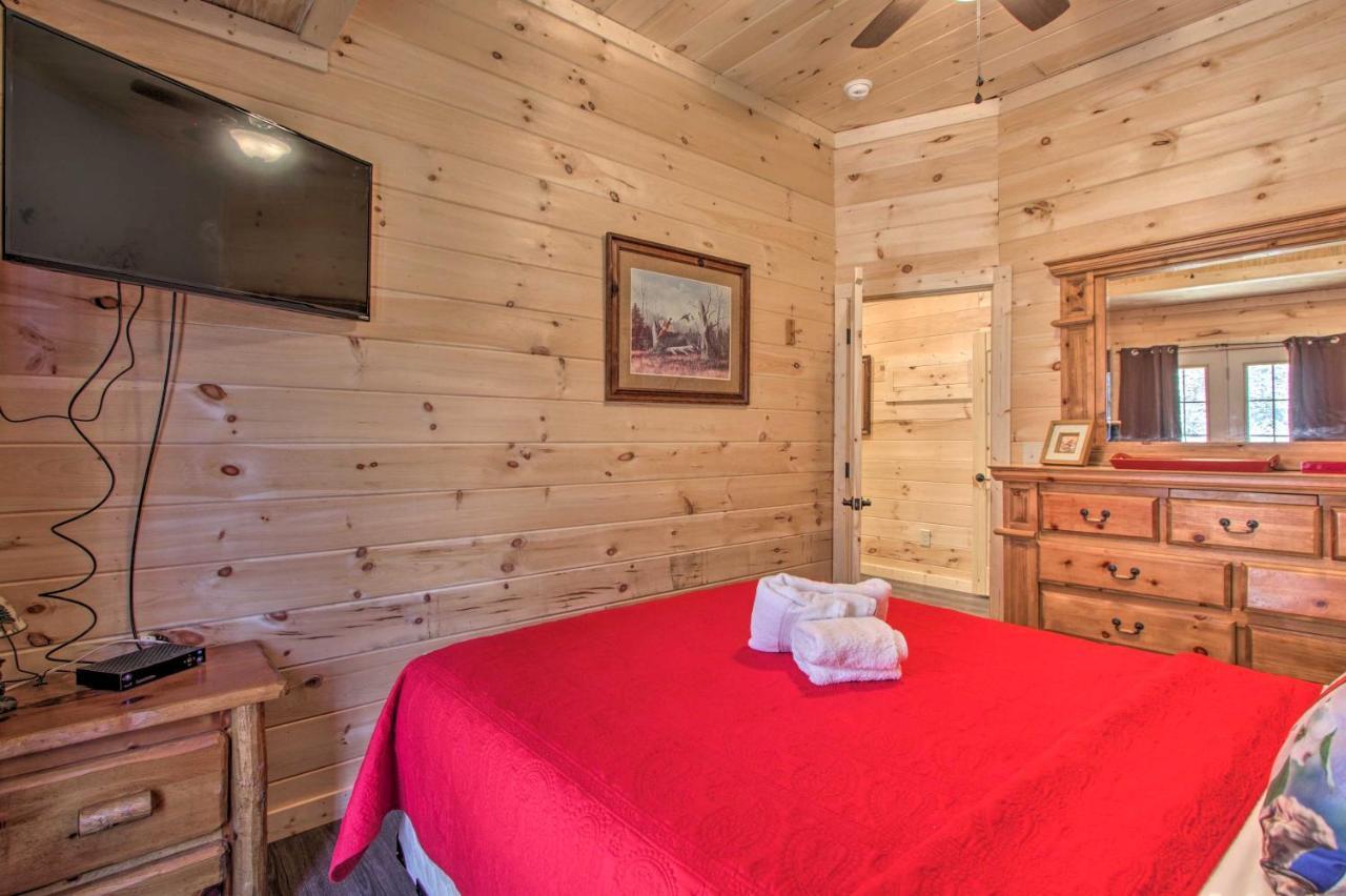 The Phoenix Cabin With Hot Tub In Gatlinburg! エクステリア 写真